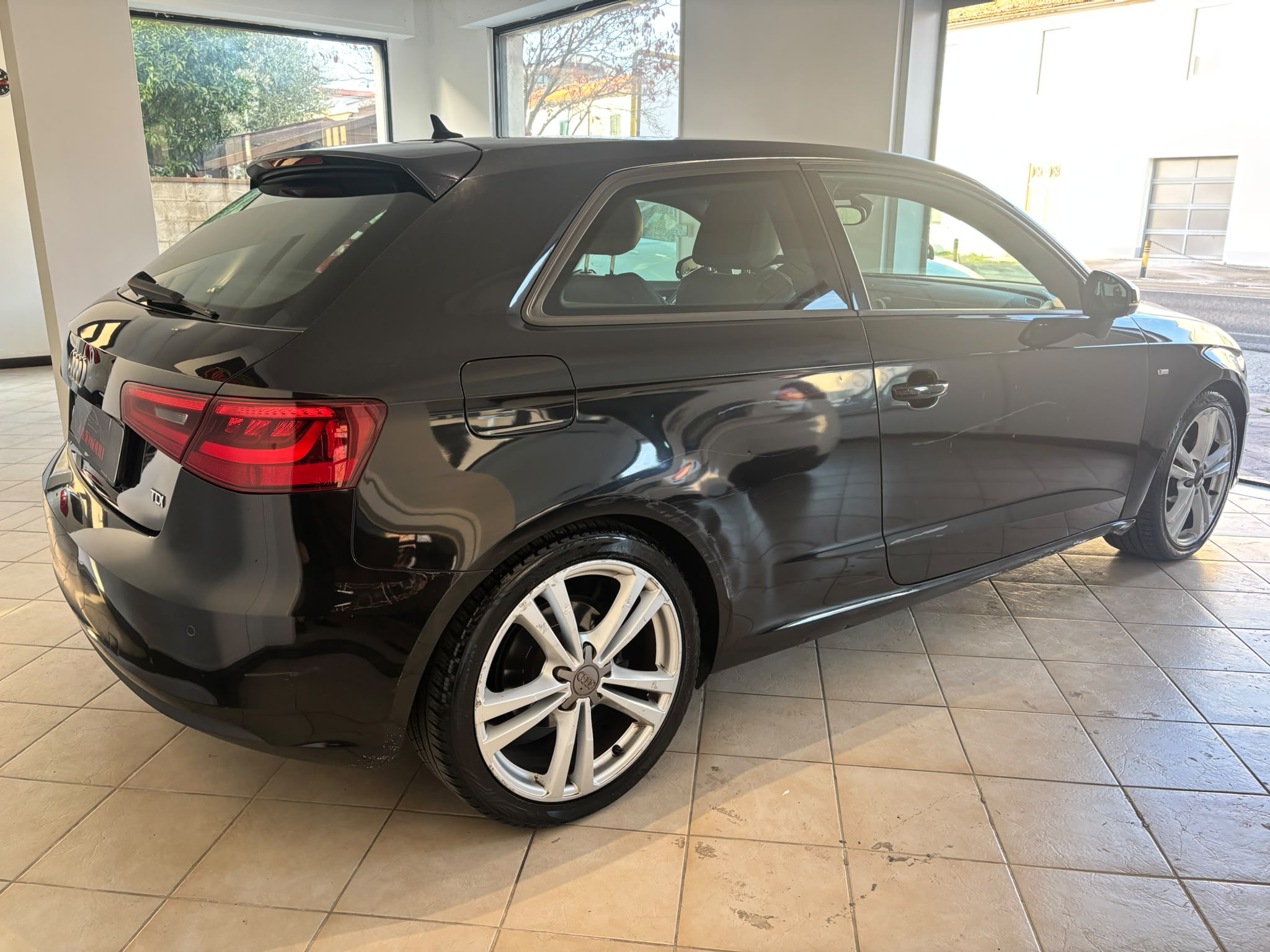AUDI A3 2.0 TDI 150CV S LINE INTERNO ESTERNO