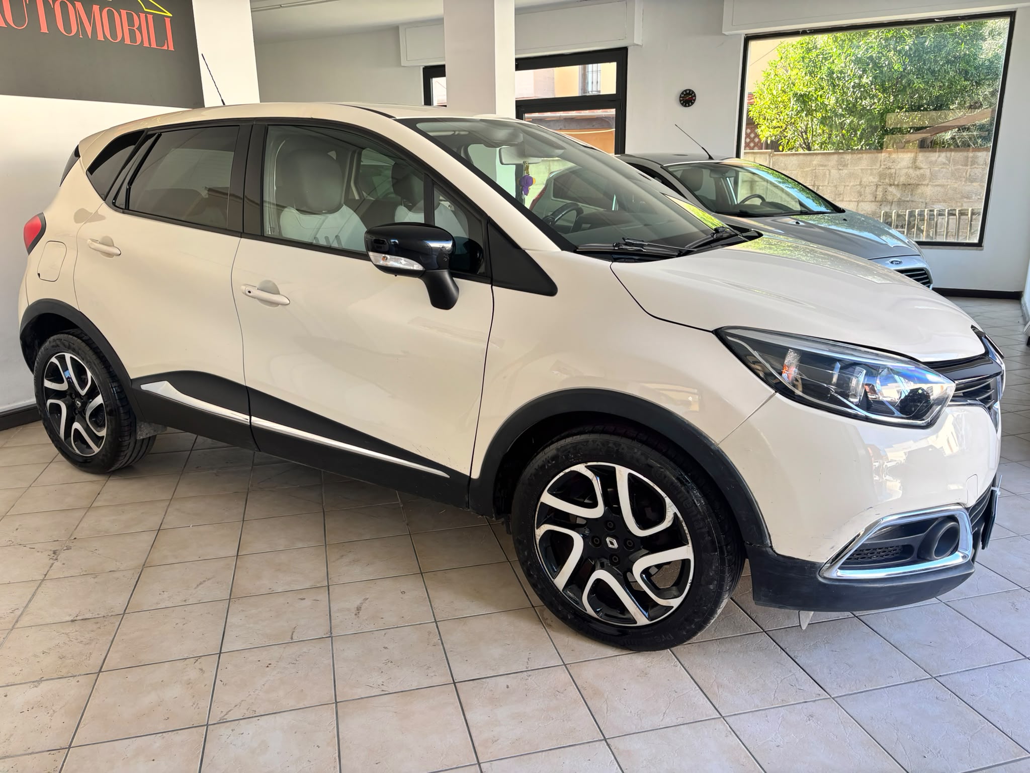 RENAULT CAPTUR 1.5 DIESEL INTENS EURO6