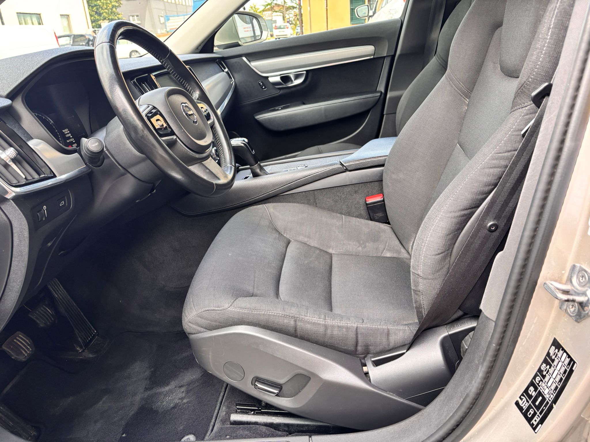 VOLVO S90 D3 MOMENTUM C.MANUALE DIESEL