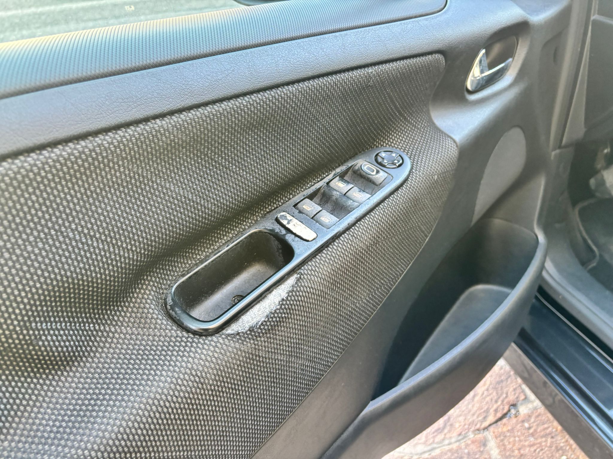 PEUGEOT 207 1.4 BENZINA 73 CV XLINE