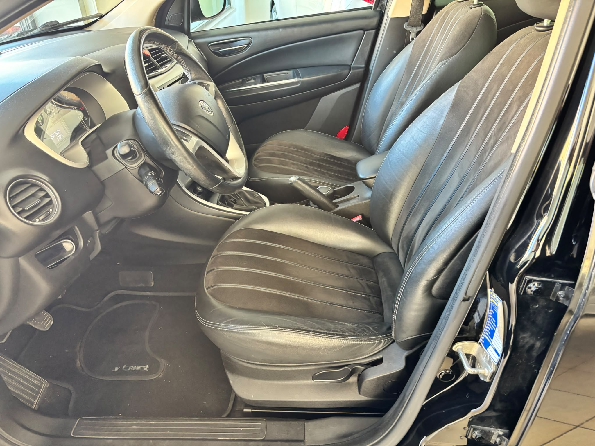 LANCIA DELTA 1.6 MULTIJET GOLD 105 cv