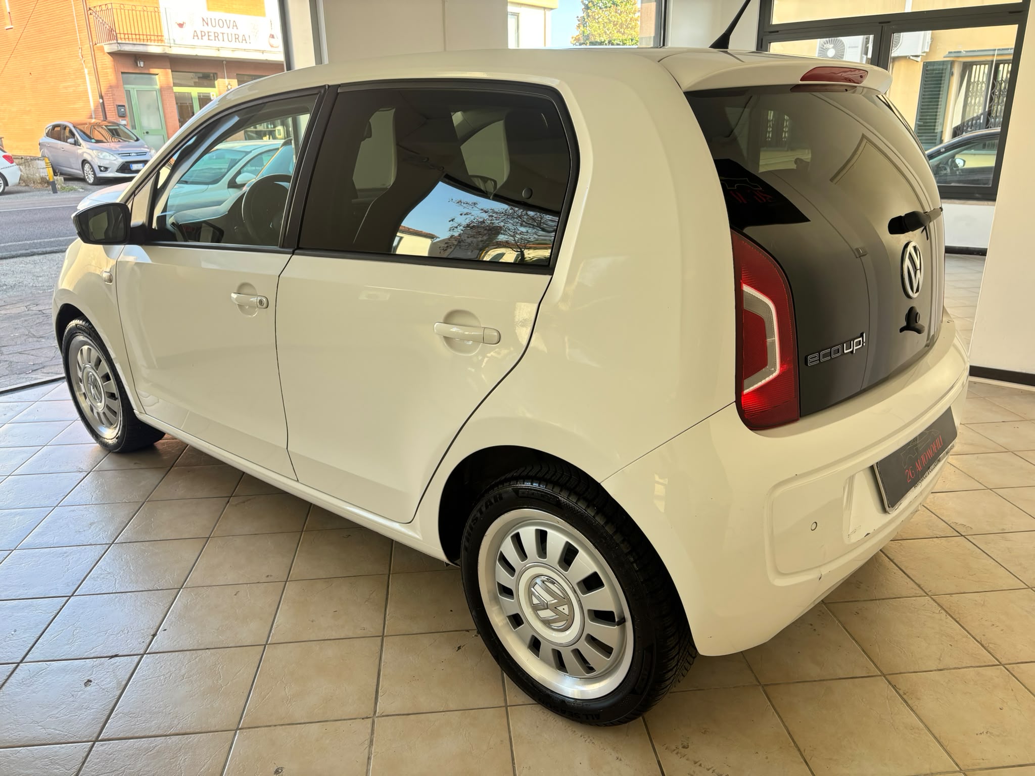 VOLKSWAGEN UP! BENZINA/METANO