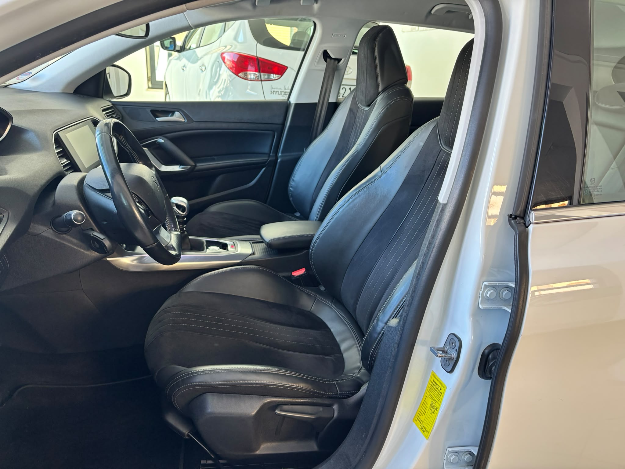 PEUGEOT 308 1.6 HDI 116 CV ALLURE
