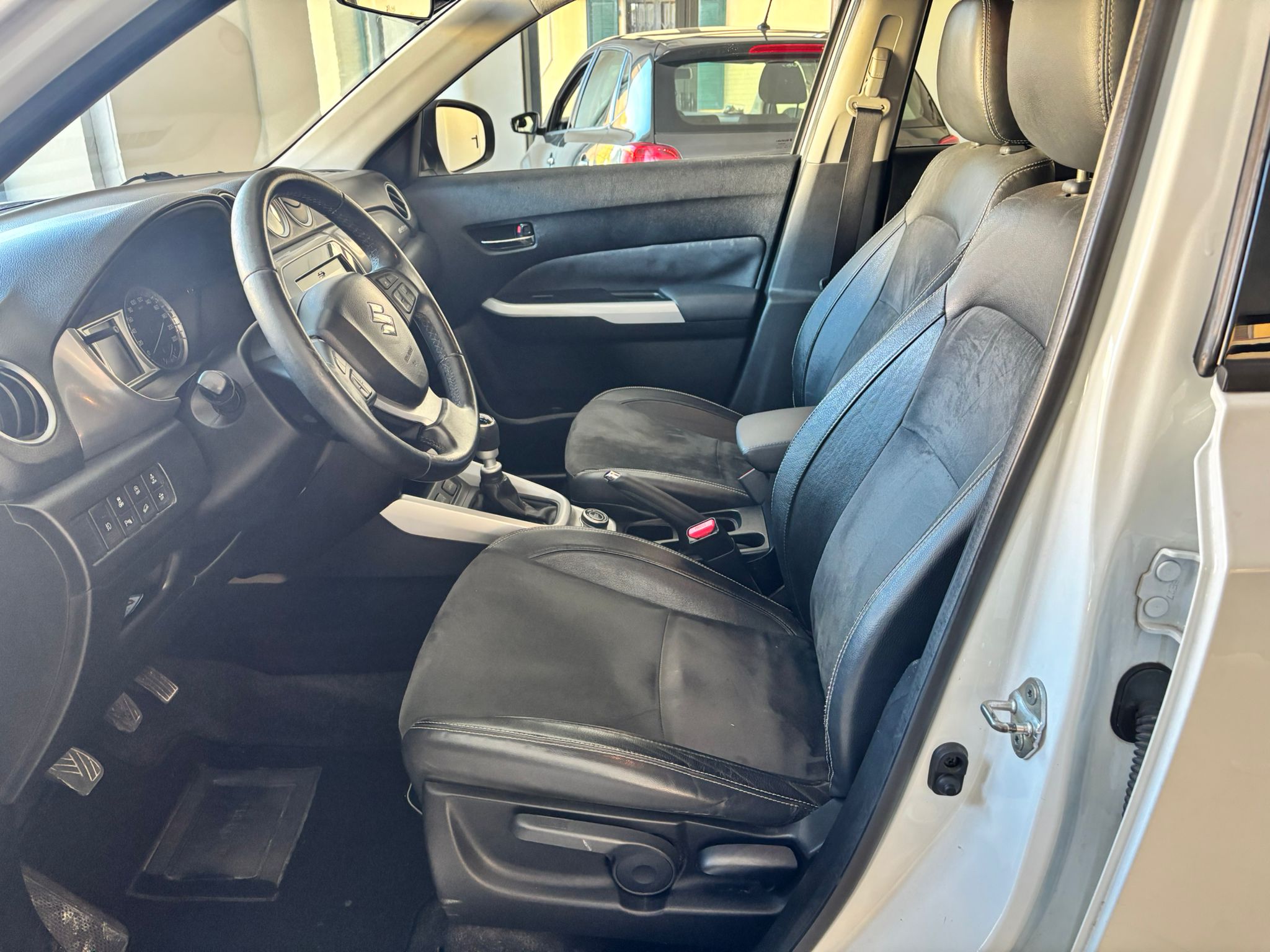 SUZUKI VITARA 1.6 DIESEL 4x4 EXCLUSIVE