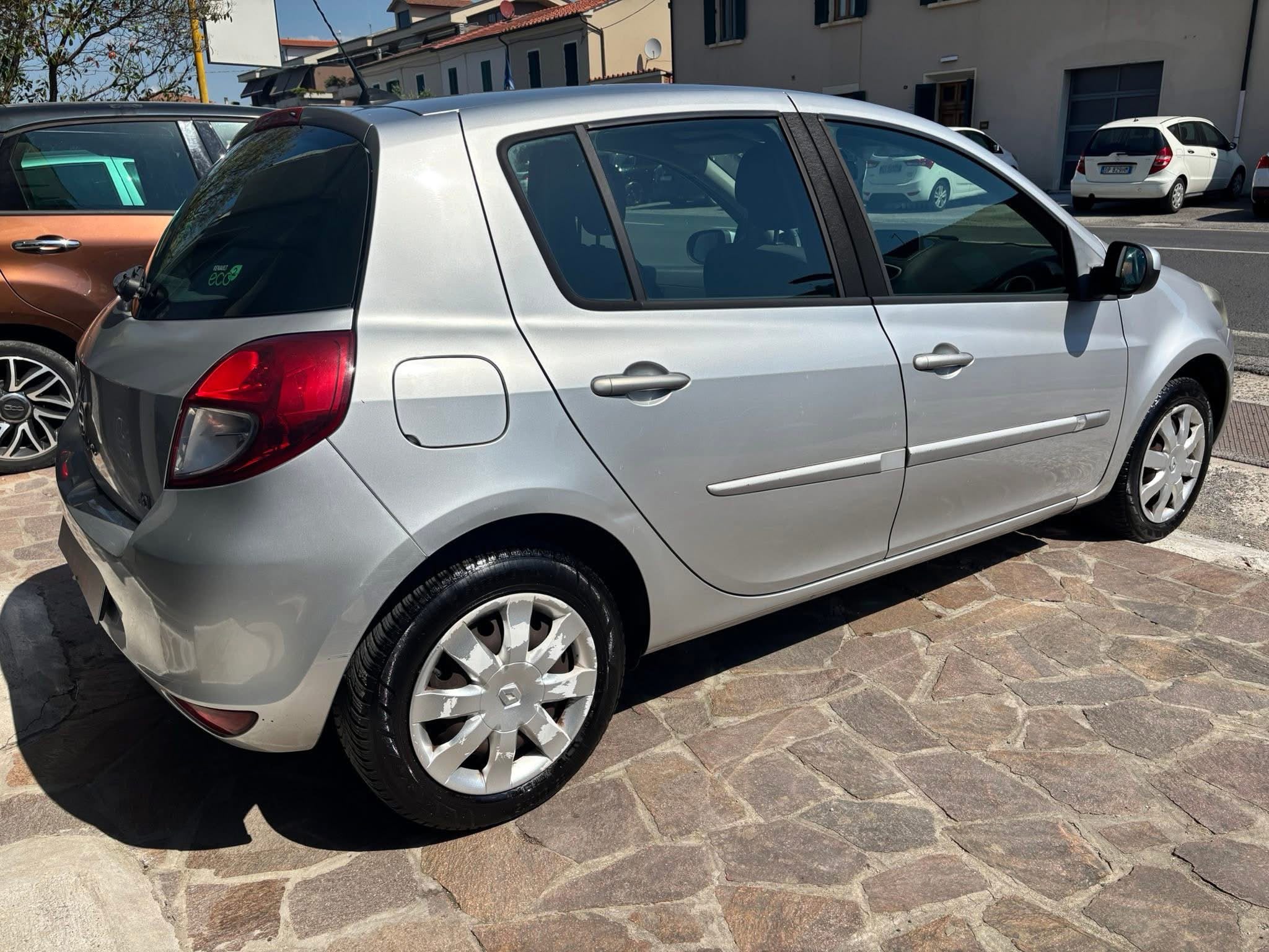 RENAULT CLIO 1.5 DCI YAHOO