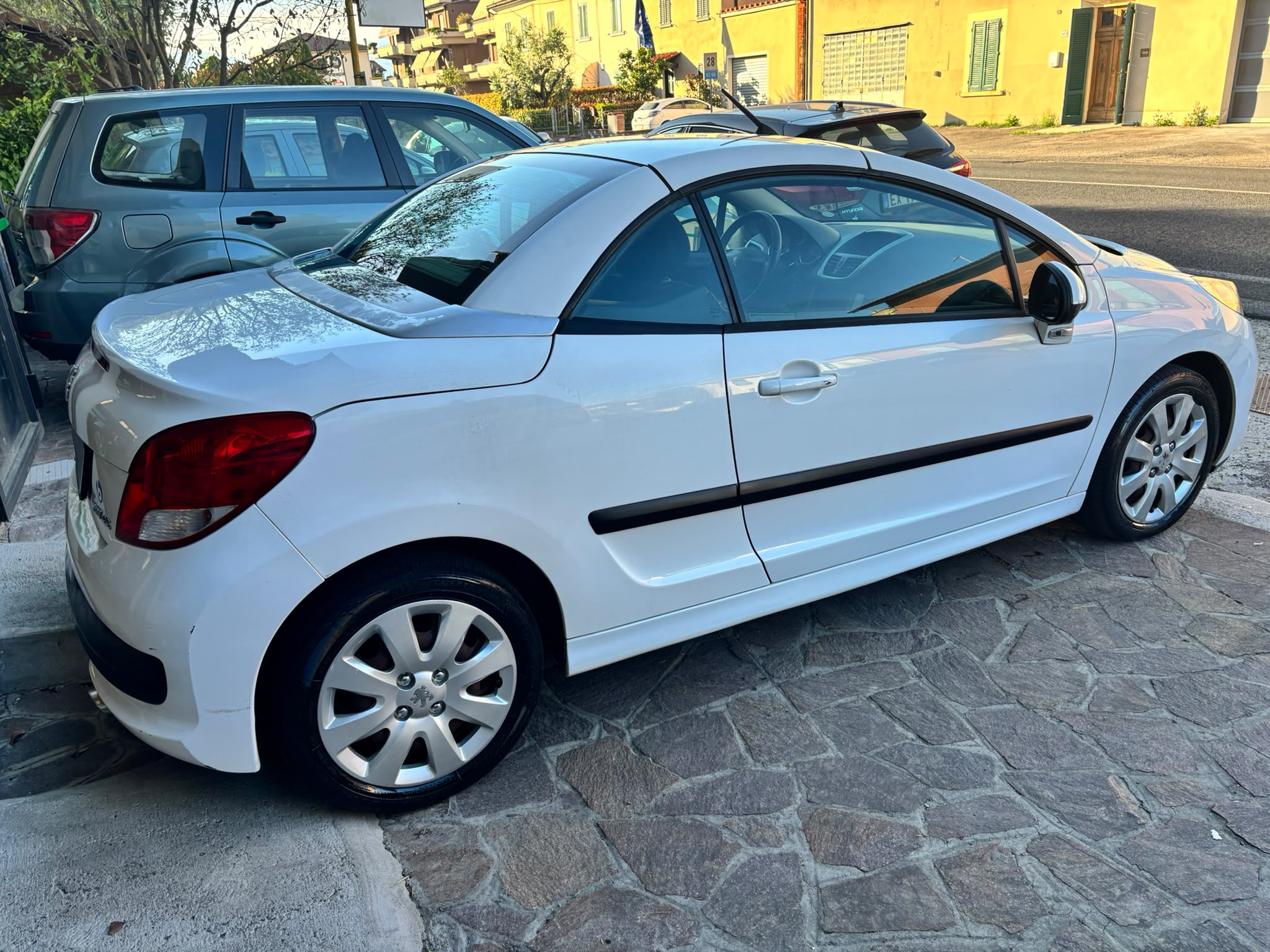 PEUGEOT 207 CABRIO SWEET YEARS 1.6 DIESEL