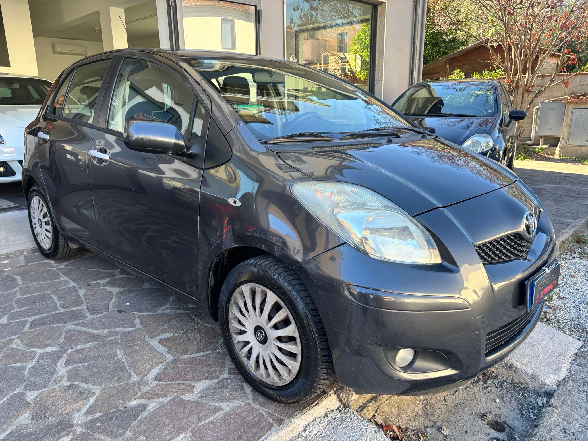 TOYOTA YARIS 1.0 BENZ/GPL SOL
