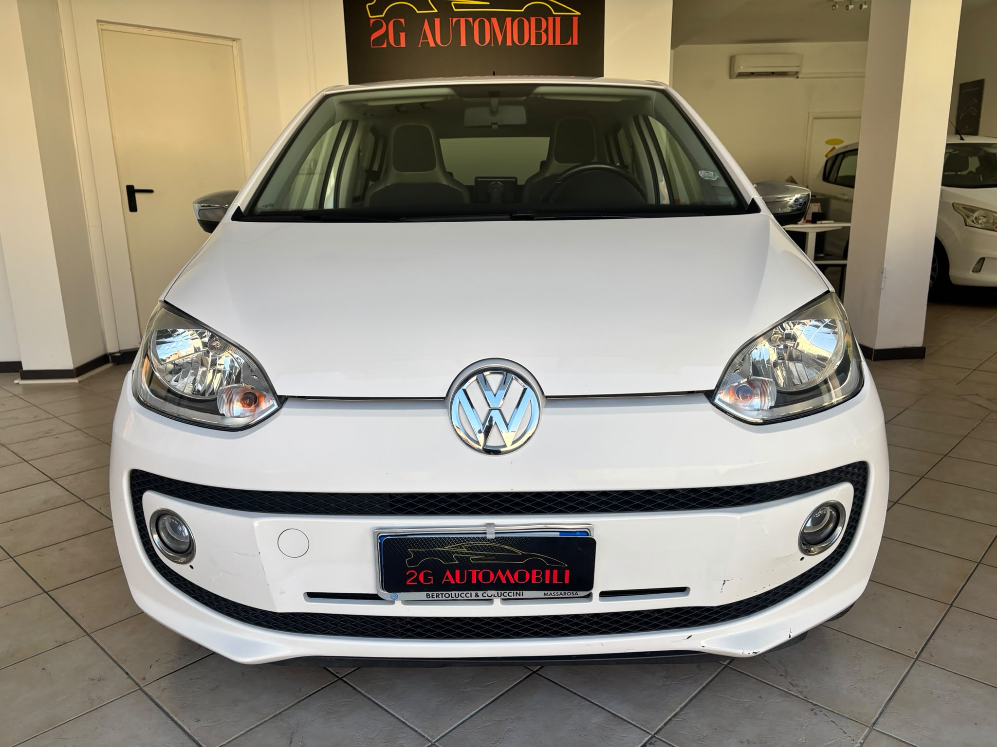 VOLKSWAGEN UP! BENZINA/METANO