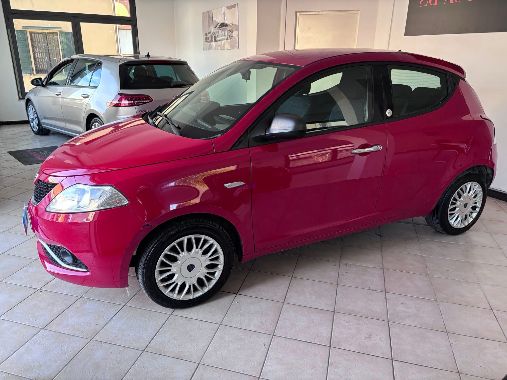 LANCIA YPSILON GPL ECOCHIC